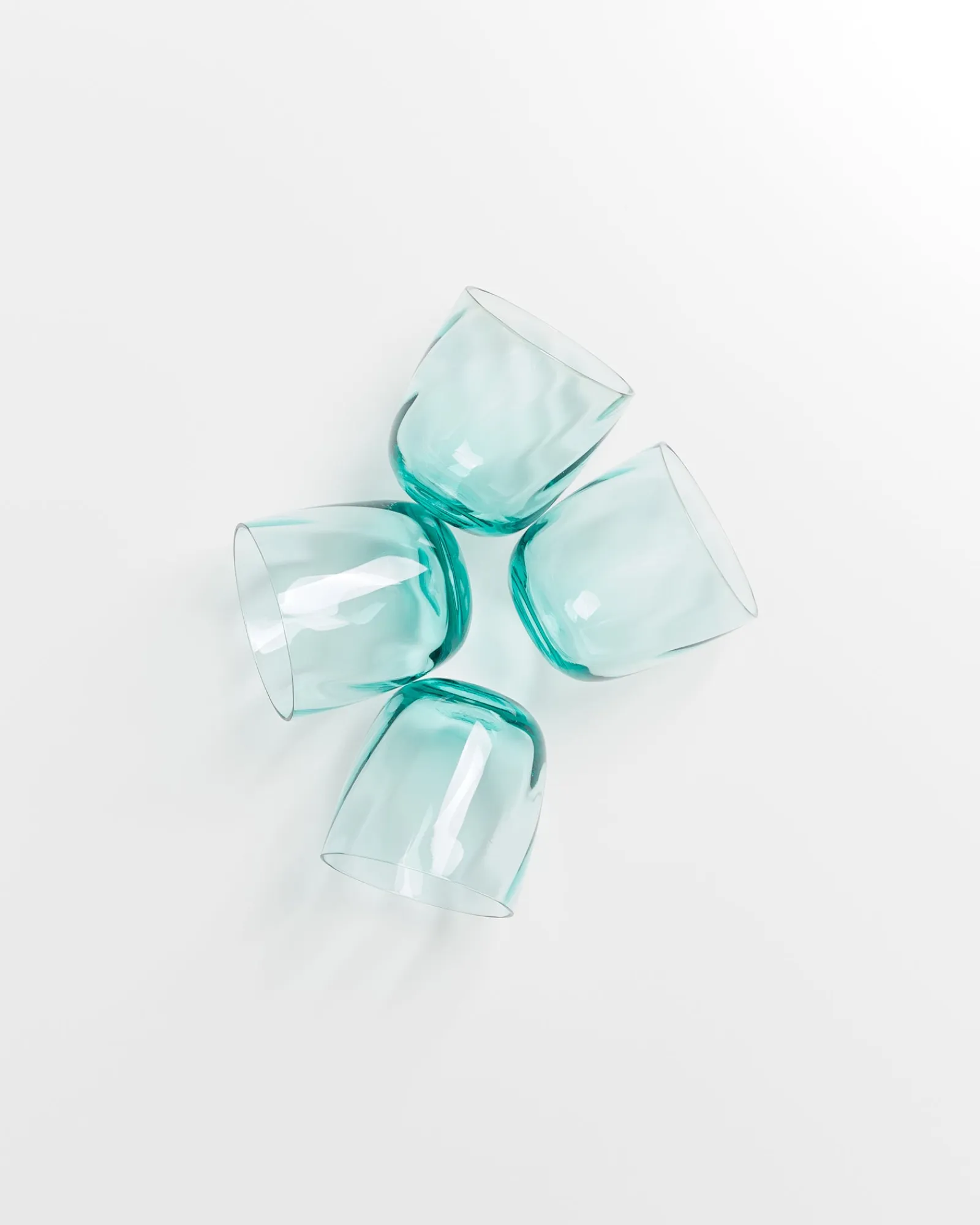 Online Calma - Set of 4 glass small swirl Kleine Gläser